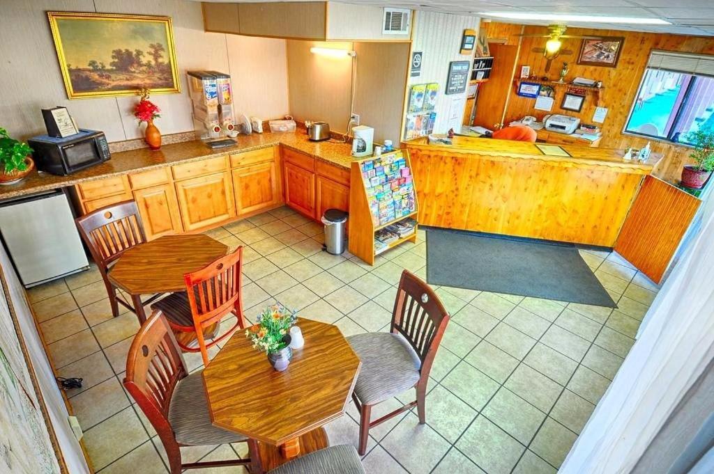 San Miguel Inn Сокорро Екстер'єр фото