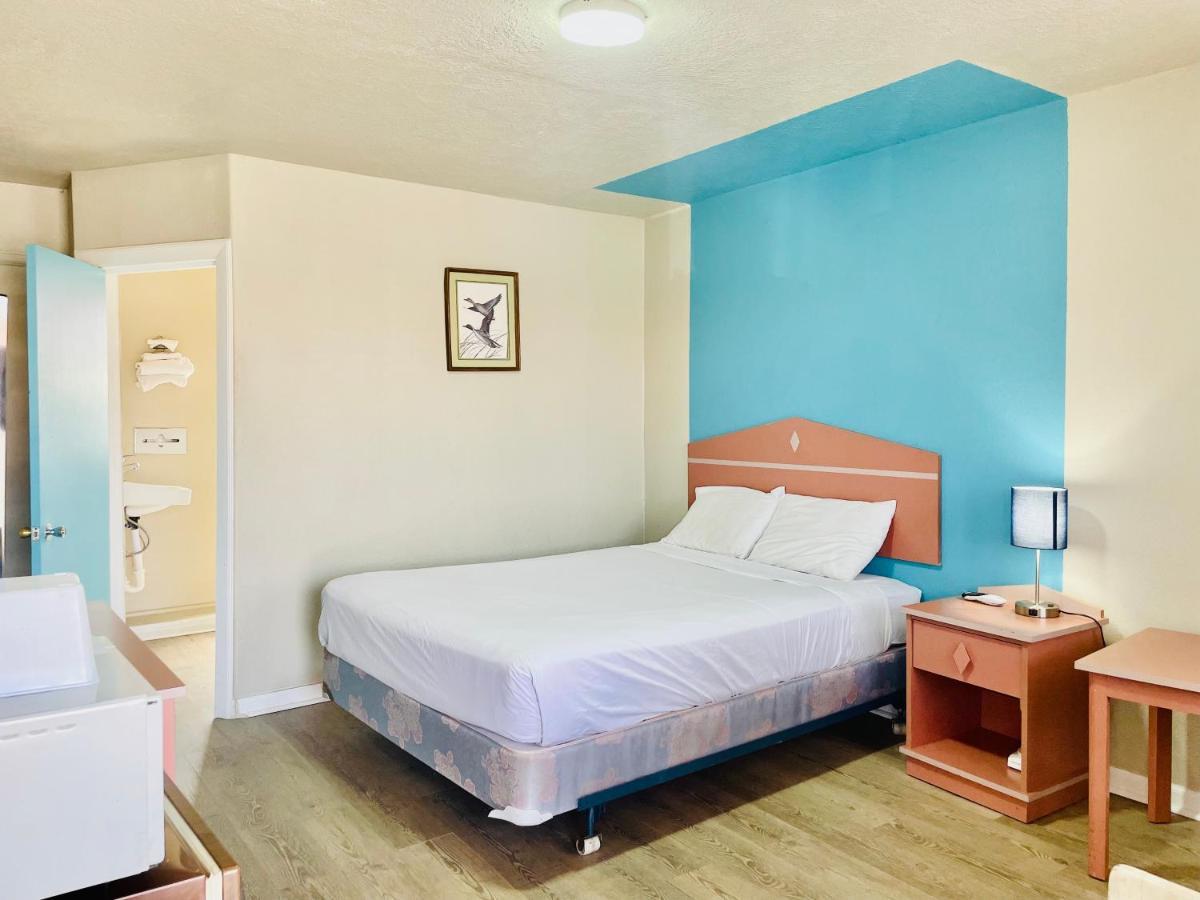 San Miguel Inn Сокорро Екстер'єр фото